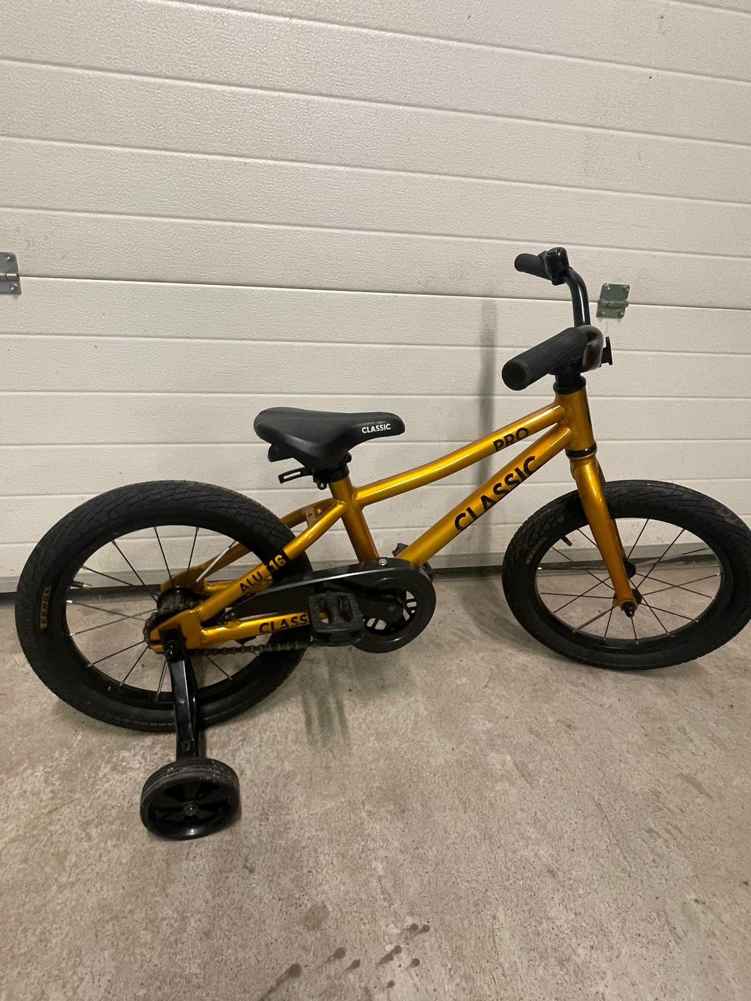 CLASSIC 16 PRO